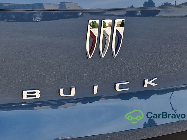 Used 2025 Buick Envista Preferred w/ Convenience I Package FWD image 31