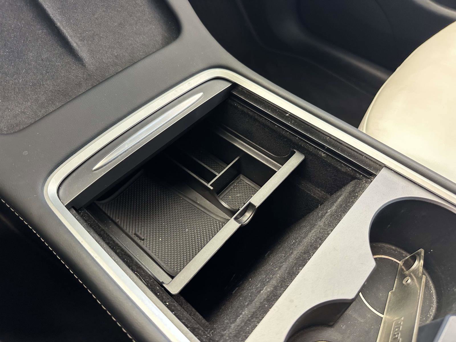 Used 2023 Tesla Model Y Long Range image 39