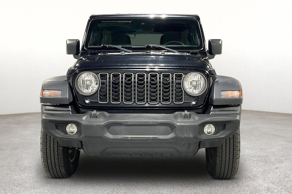 Used 2024 Jeep Wrangler Unlimited Sport AWD/4WD image 4