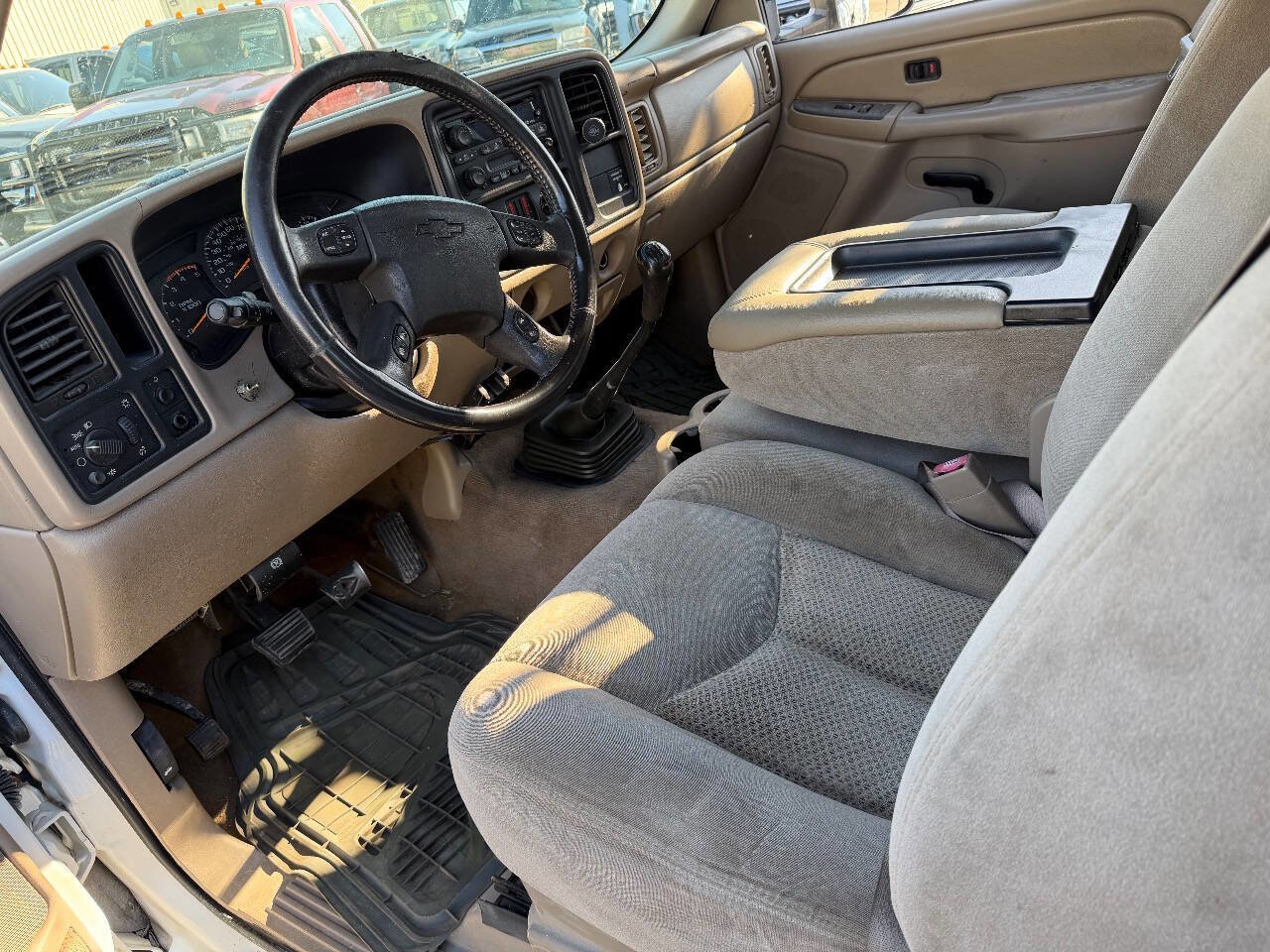 Used 2003 Chevrolet Silverado 3500 LS image 8