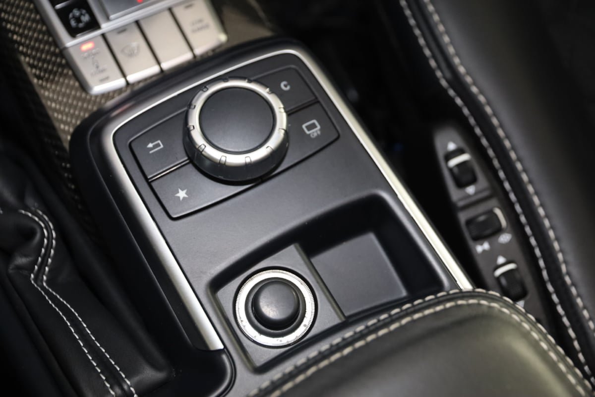 Used 2017 Mercedes-Benz G 550 Squared image 38