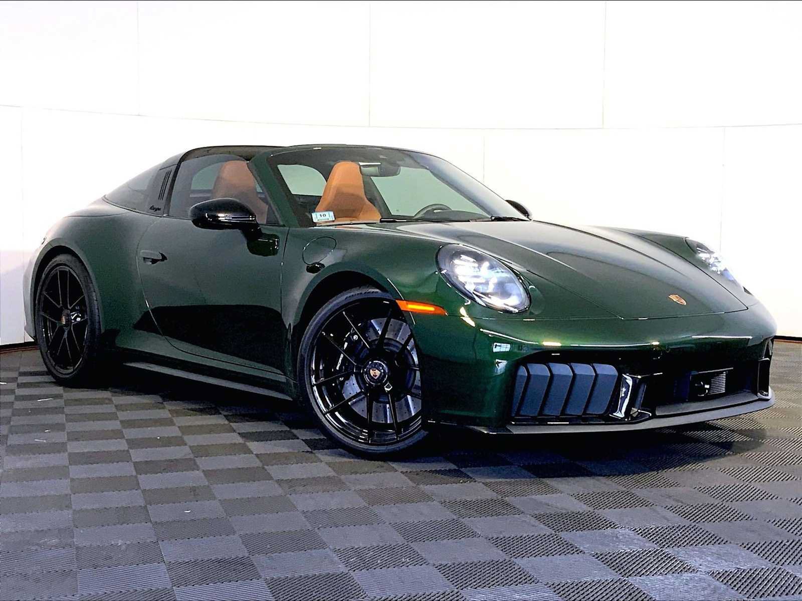 Certified 2026 Porsche 911 Targa 4 GTS AWD/4WD image 9