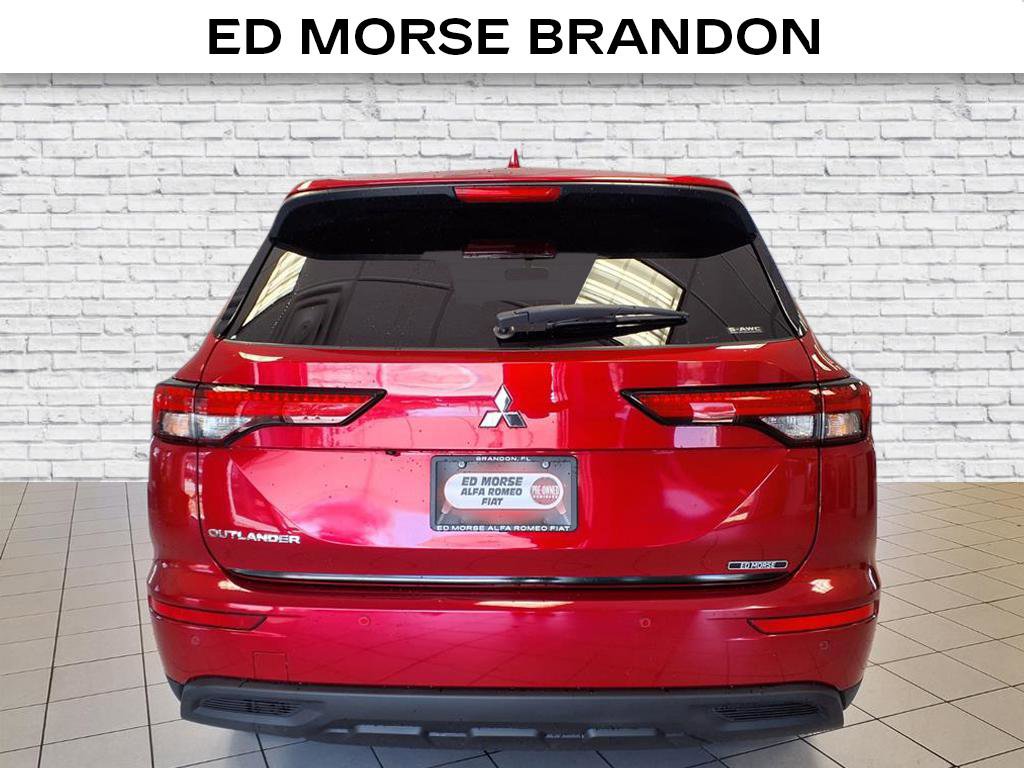 Used 2022 Mitsubishi Outlander ES image 4