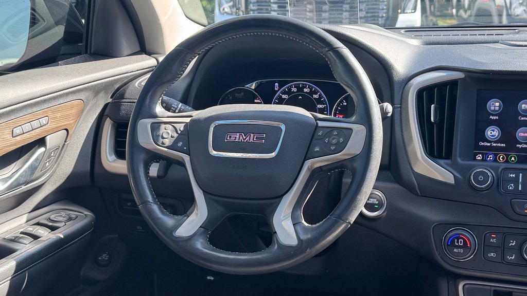 Used 2022 GMC Terrain Denali w/ Denali Premium Package AWD/4WD image 16
