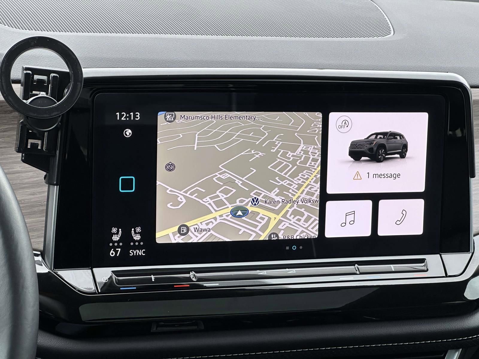 Certified 2025 Volkswagen Atlas SEL Premium R-Line image 19