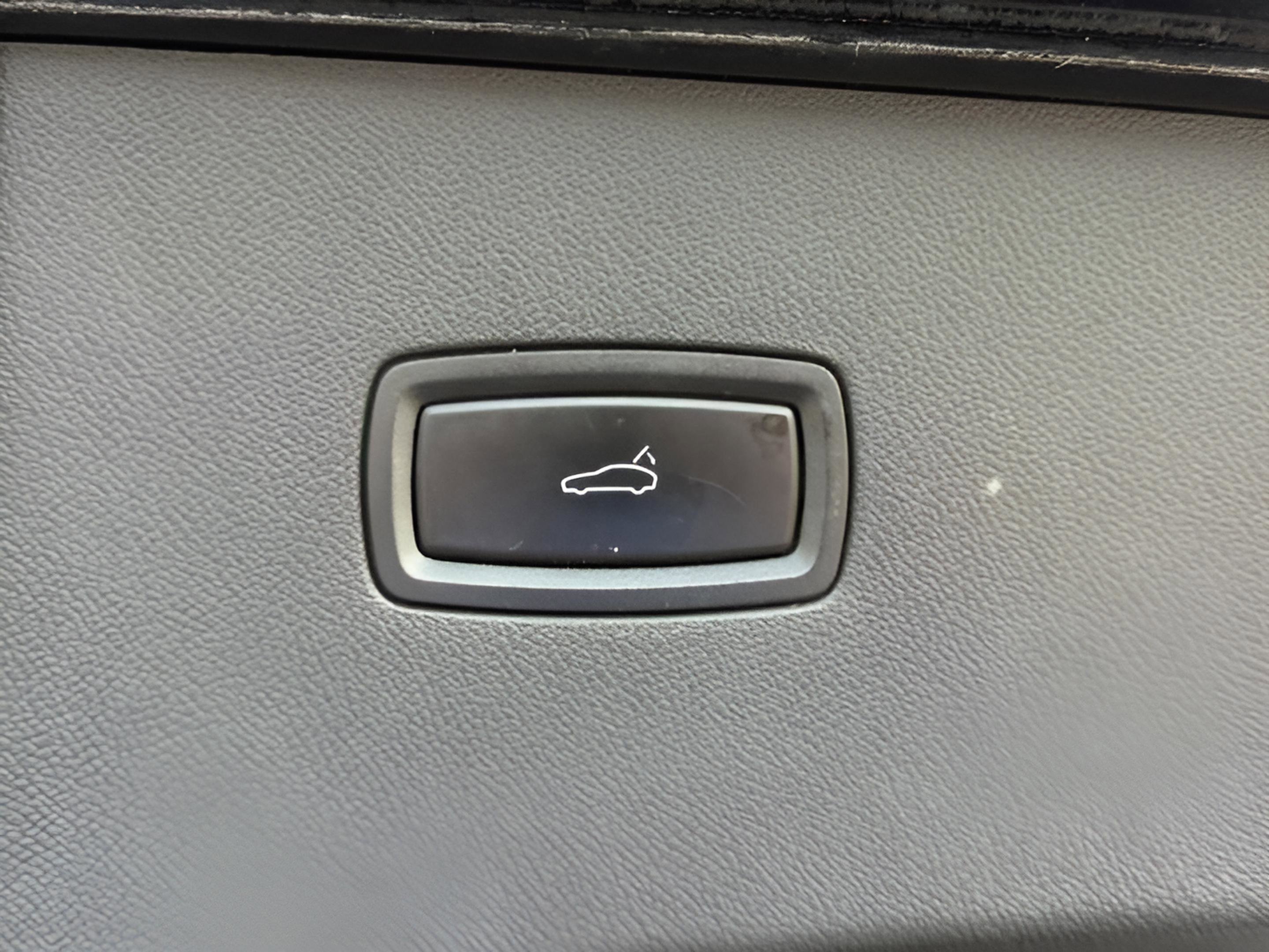 Used 2020 Porsche Cayenne Turbo AWD/4WD image 9