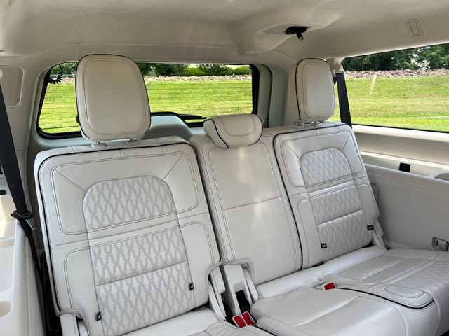 Used 2023 Lincoln Navigator L Black Label AWD/4WD image 33