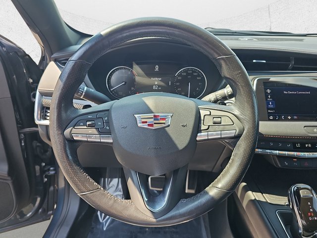 Used 2020 Cadillac XT4 Sport w/ Cold Weather Package image 18