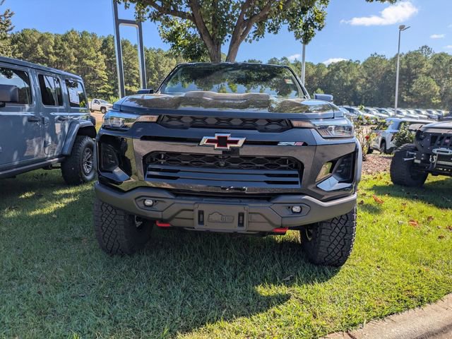 New 2025 Chevrolet Colorado ZR2 w/ ZR2 Bison Edition image 6