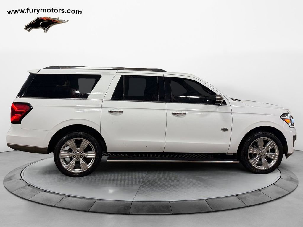 Used 2023 Ford Expedition Max King Ranch image 2