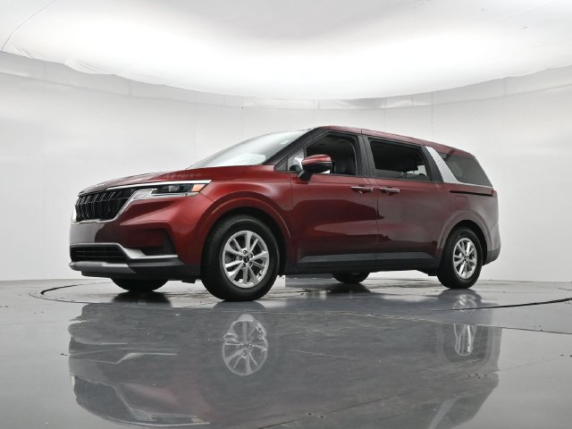 Used 2024 Kia Carnival LX FWD image 35