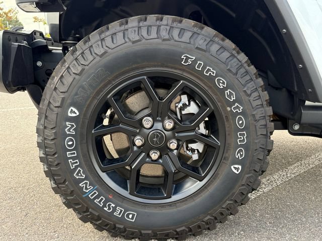 New 2025 Jeep Gladiator Sport AWD/4WD image 11