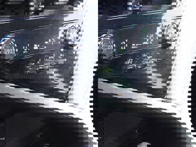 Used 2023 Toyota Camry LE image 23