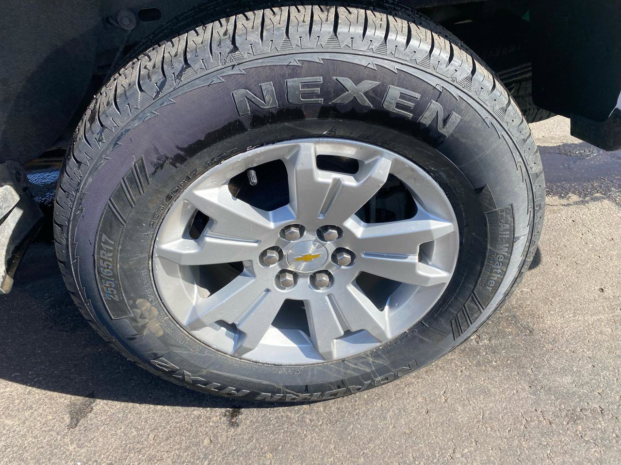 Used 2022 Chevrolet Colorado LT w/ Safety Package image 43