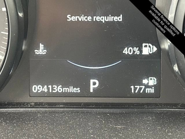 Used 2018 Land Rover Range Rover Evoque SE AWD/4WD image 2