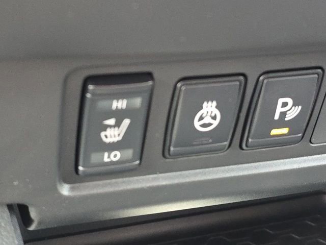 New 2026 Nissan Frontier SV w/ All-Weather Content Package image 9