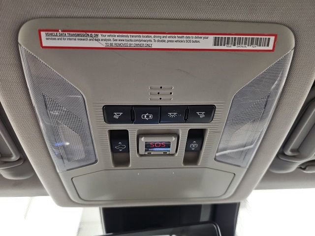 Used 2019 Toyota RAV4 Limited image 27