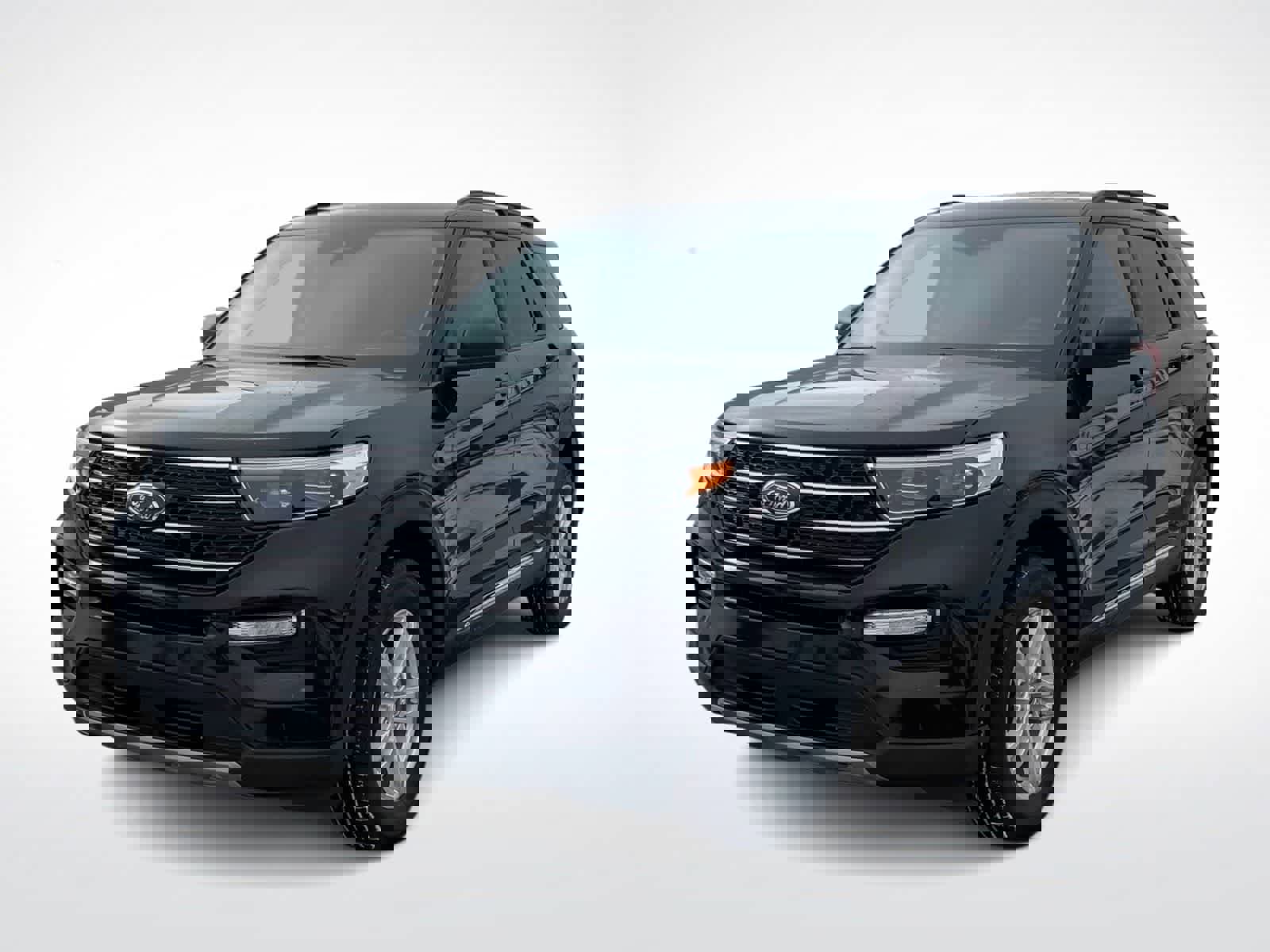 Certified 2023 Ford Explorer XLT w/ Equipment Group 202A image 4