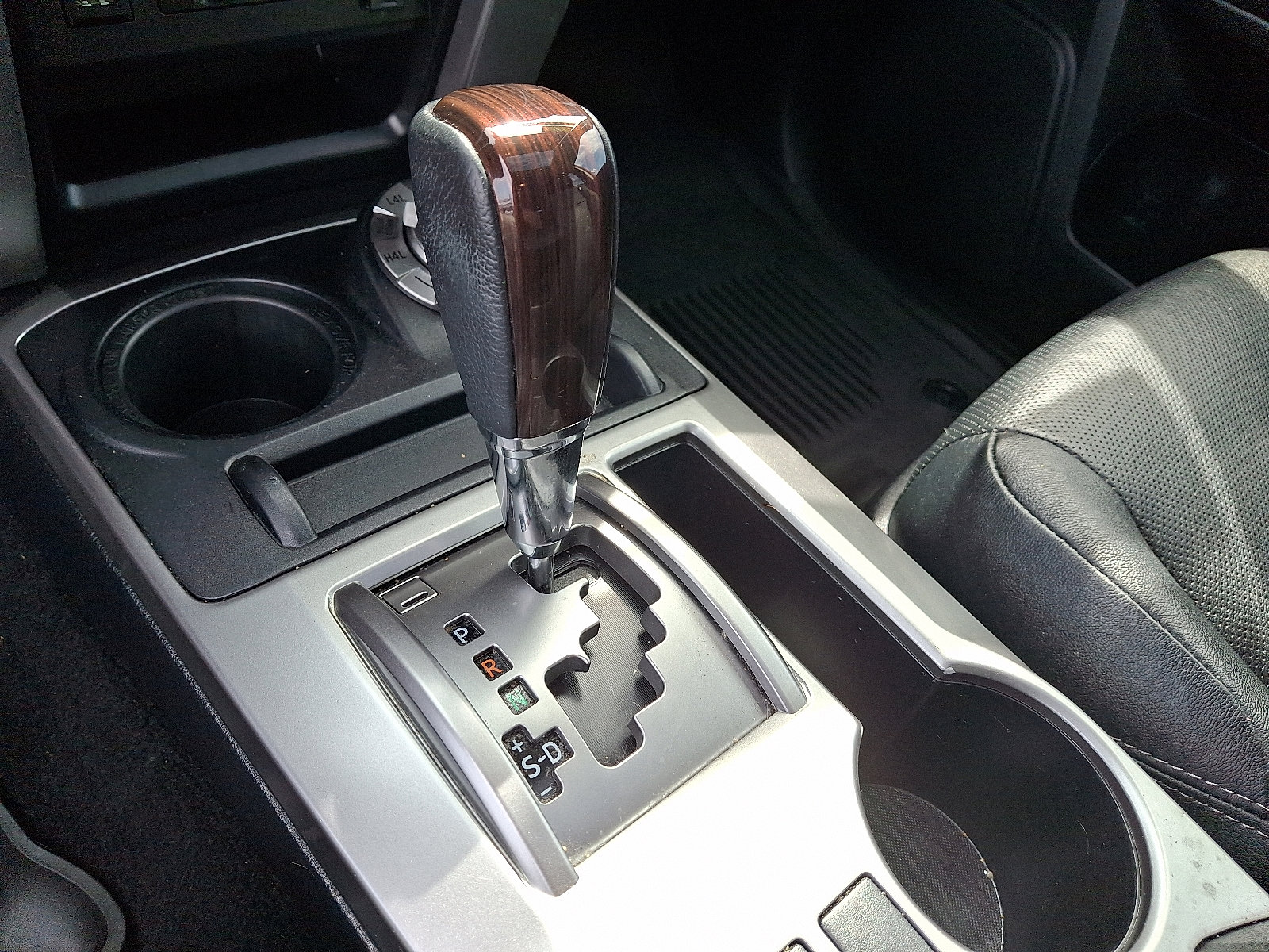 Used 2023 Toyota 4Runner Limited AWD/4WD image 16