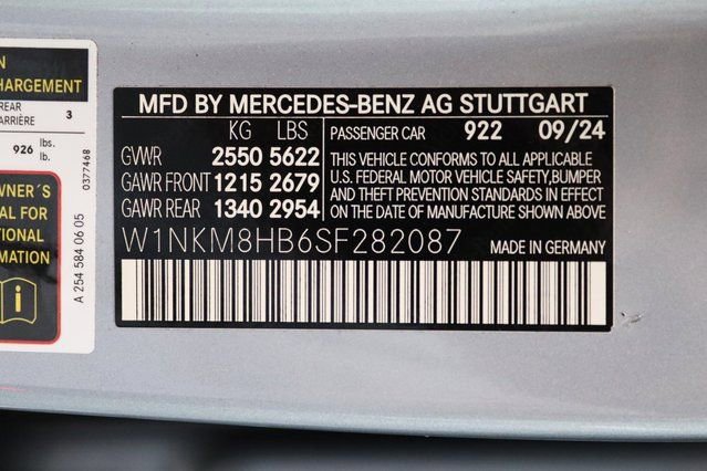 Used 2025 Mercedes-Benz GLC 43 AMG 4MATIC w/ Driver Assistance Package image 35