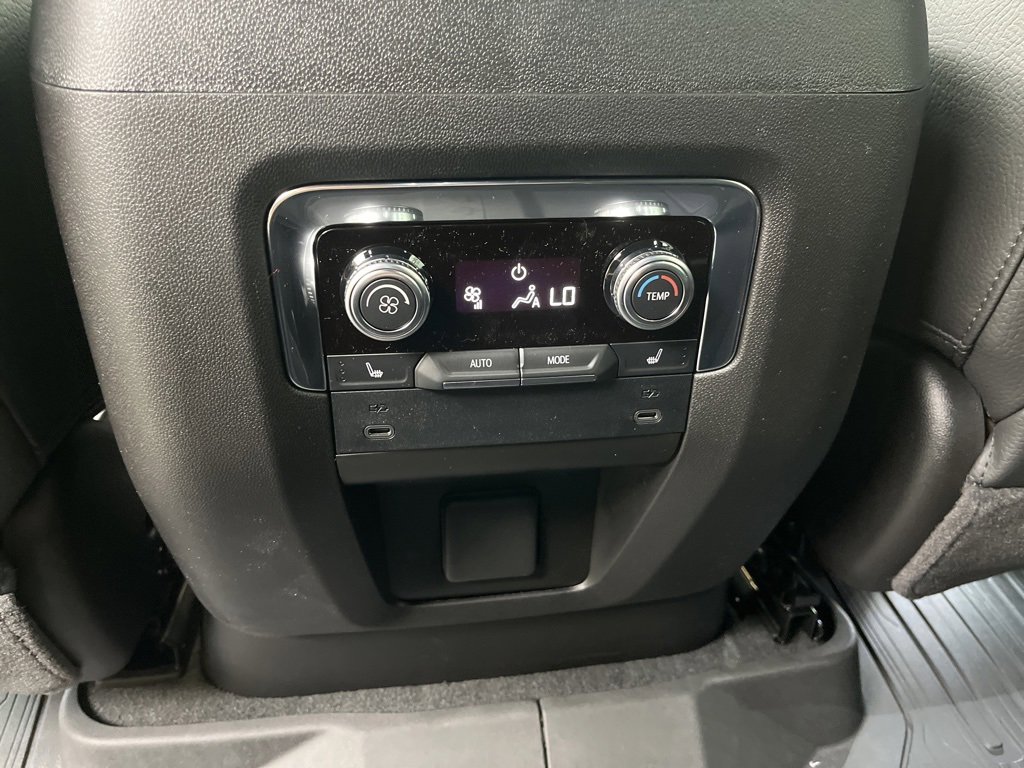 New 2026 GMC Yukon Denali w/ Sun & Power Step Package image 24