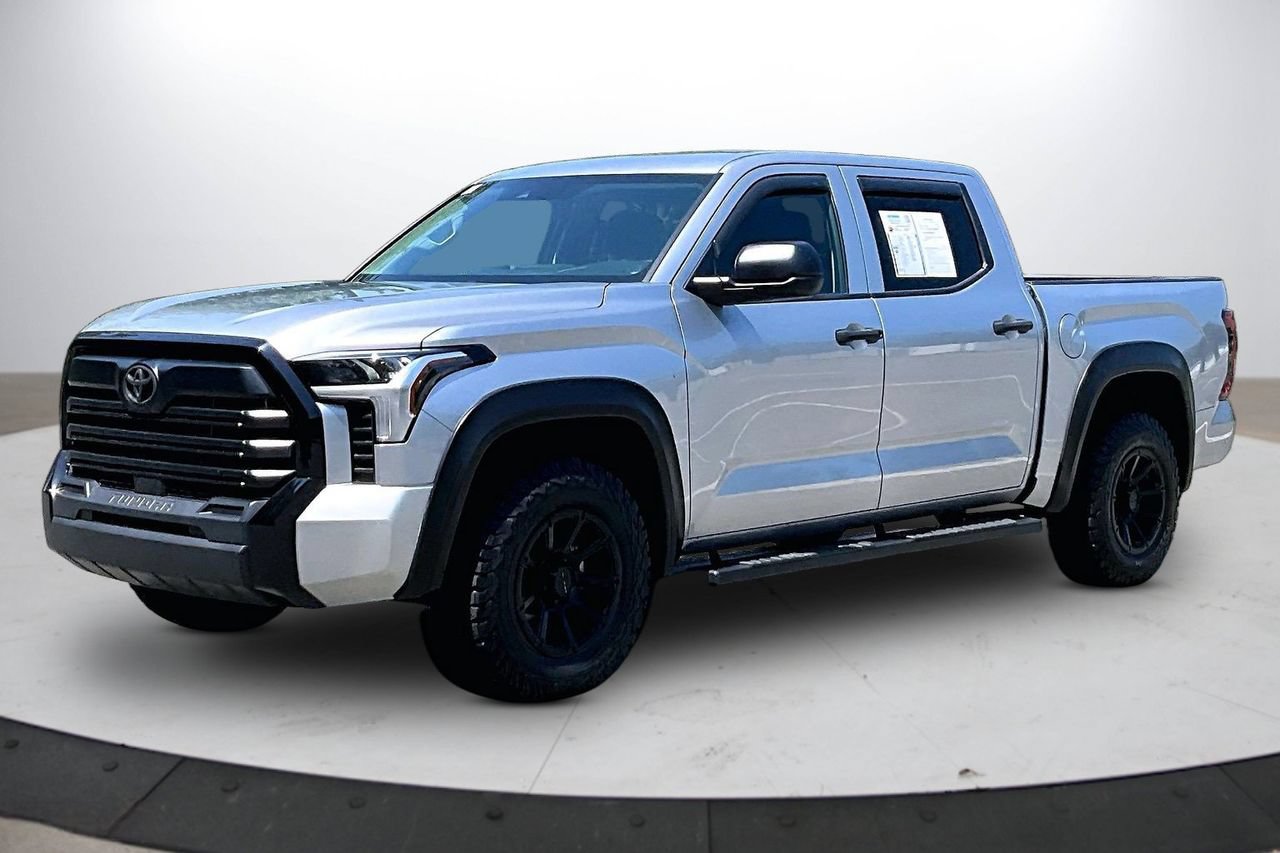 Used 2023 Toyota Tundra SR w/ SR Tow Package AWD/4WD image 4