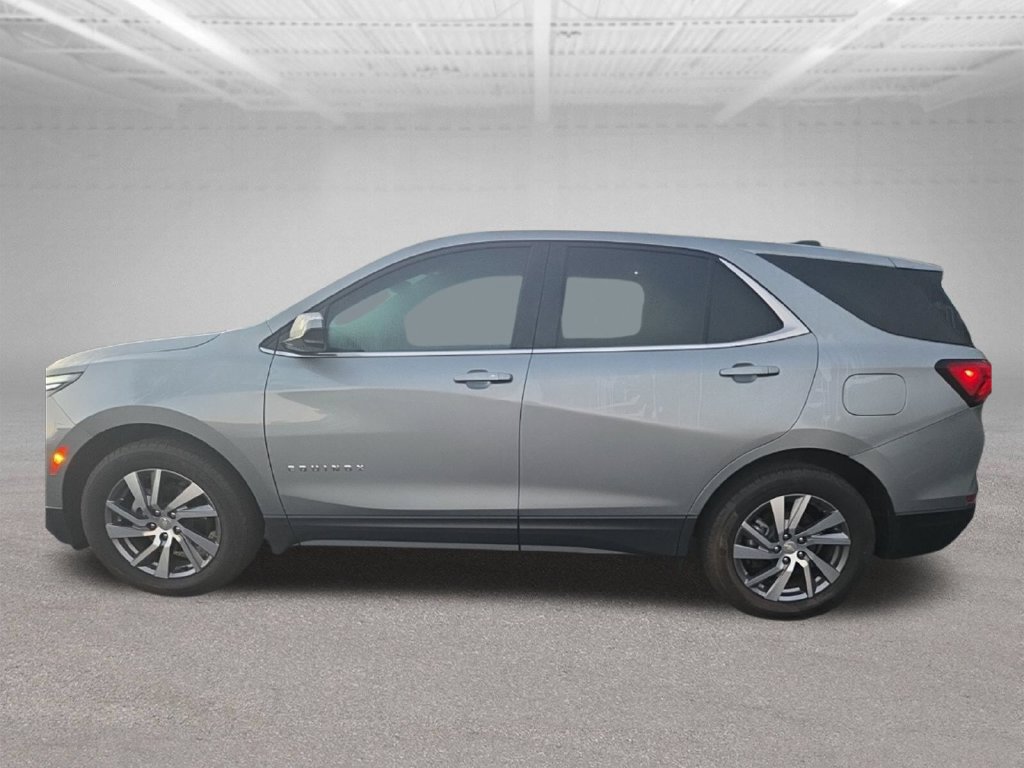 Used 2024 Chevrolet Equinox LT FWD image 3