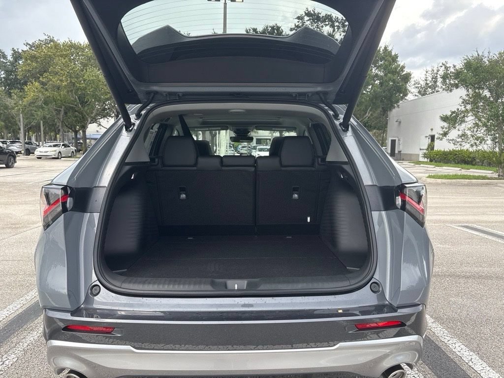 New 2026 Acura ADX FWD image 25