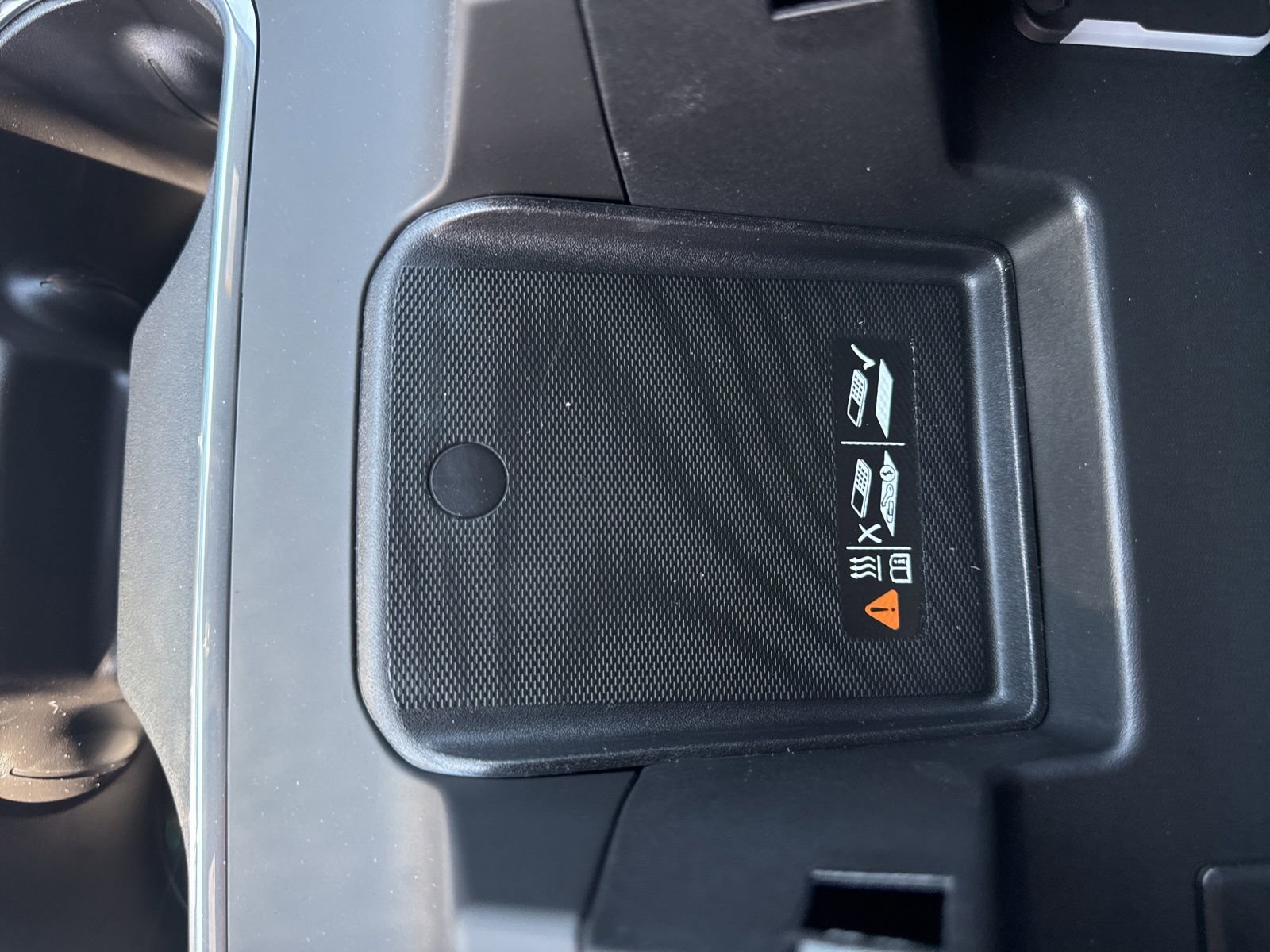 New 2025 GMC Sierra 3500 SLT w/ SLT Convenience Package image 26