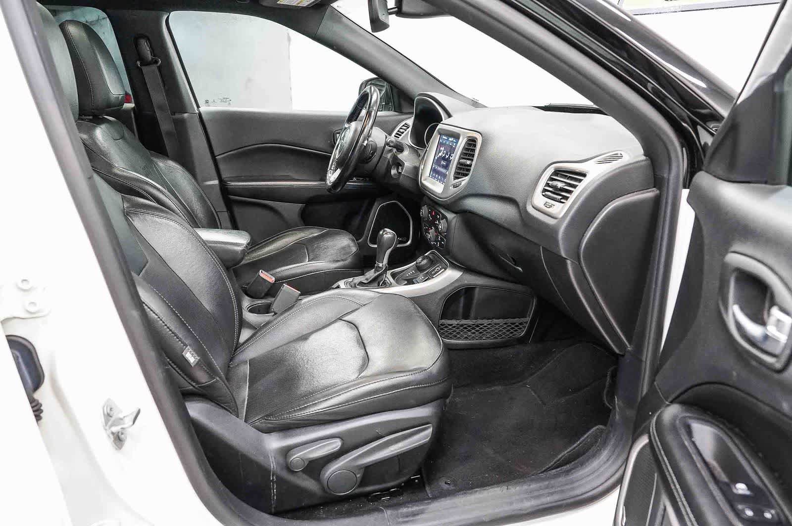 Used 2020 Jeep Compass High Altitude AWD/4WD image 17