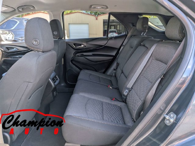 Used 2019 Chevrolet Equinox LT FWD image 18