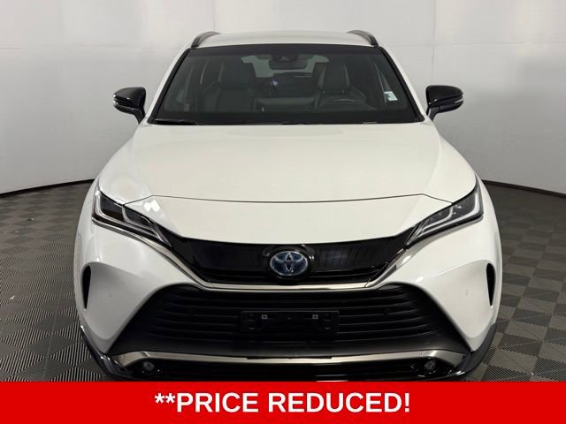 Used 2024 Toyota Venza Nightshade image 2