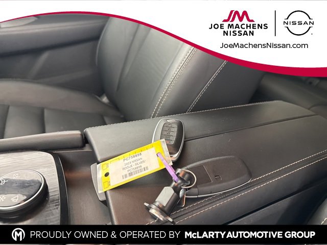 Used 2023 Nissan Rogue SL w/ SL Premium Package image 29