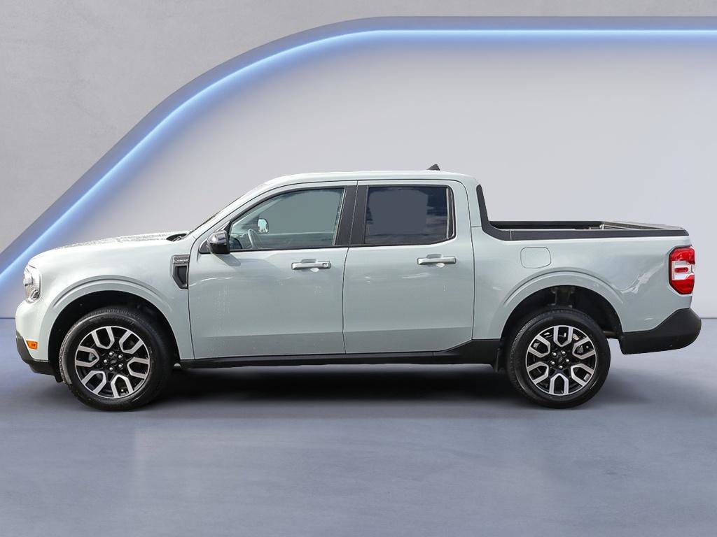 Used 2024 Ford Maverick Lariat FWD image 3