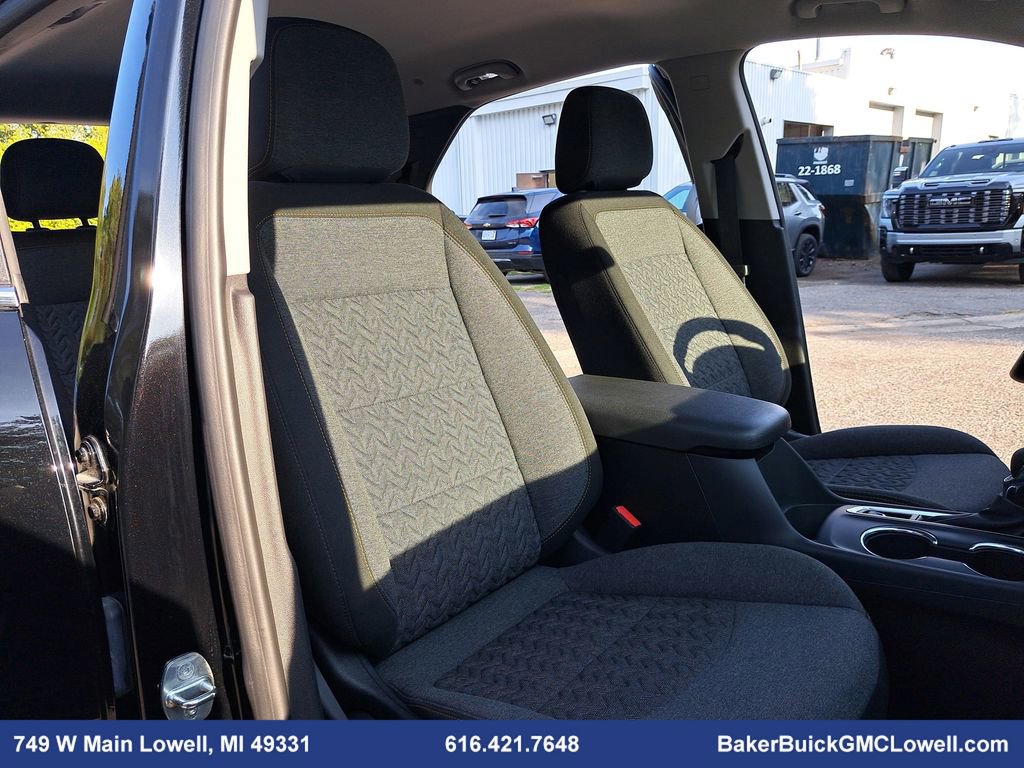 Used 2023 Chevrolet Equinox LT image 10