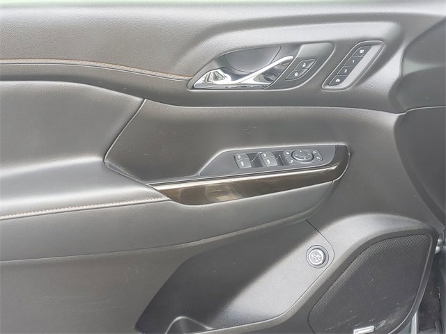 Used 2023 GMC Acadia AT4 w/ Technology Package image 26