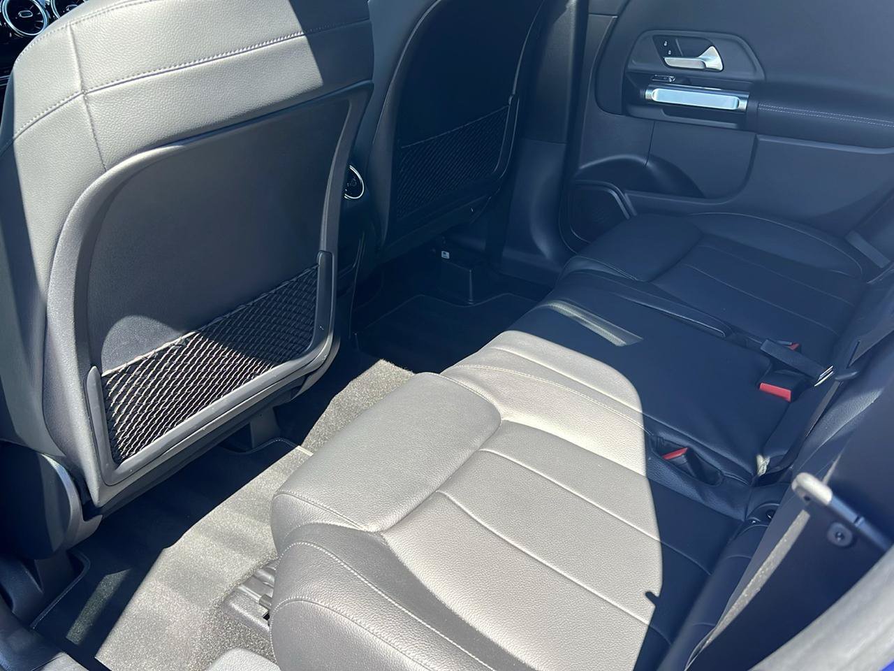 Used 2020 Mercedes-Benz GLB 250 4MATIC image 10