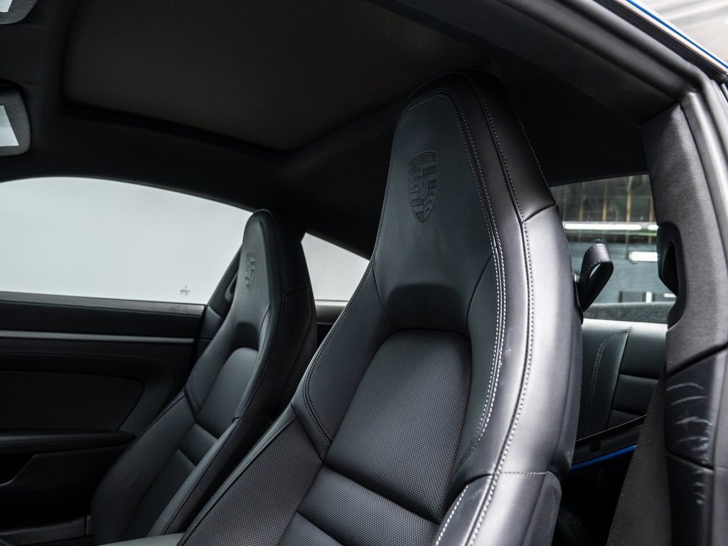 Used 2025 Porsche 911 Carrera image 31