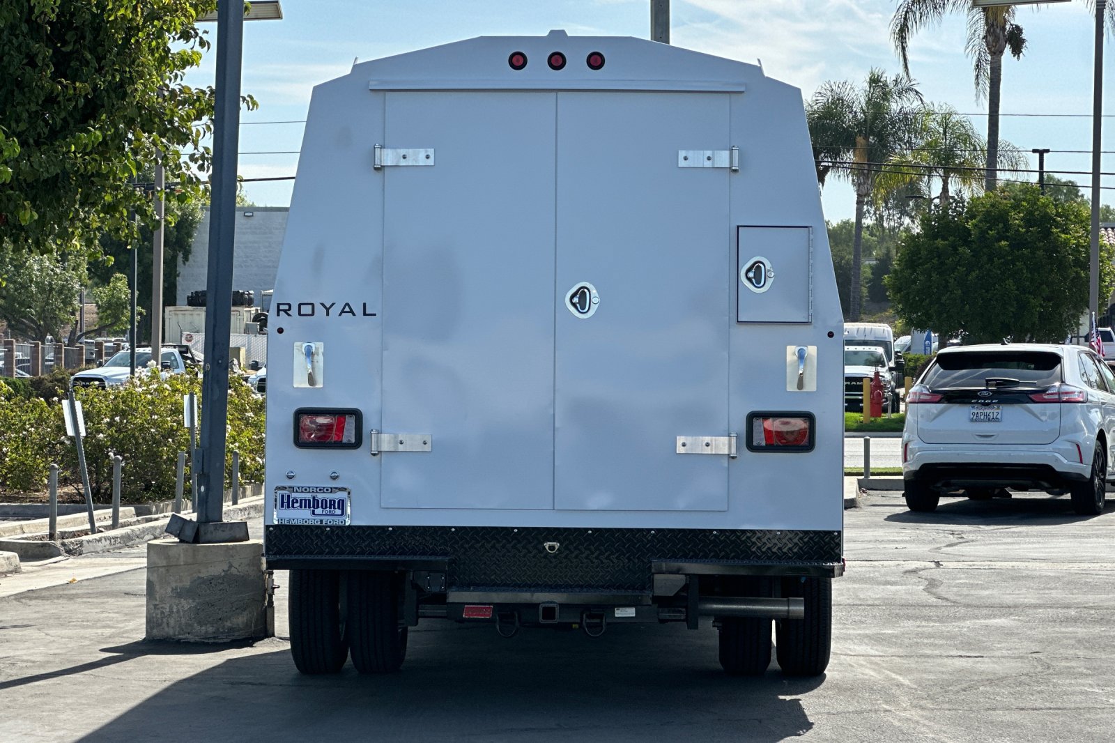 New 2025 Ford E-350 and Econoline 350 Super Duty w/ Power Equipment Group RWD image 5