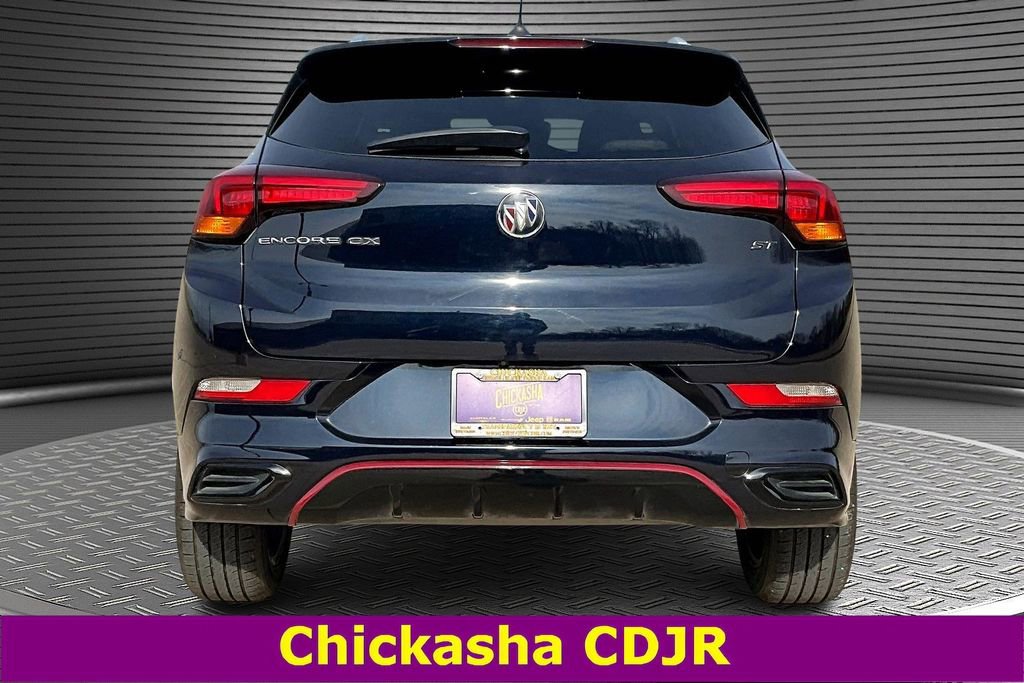 Used 2021 Buick Encore GX Essence w/ Sport Touring Package image 5