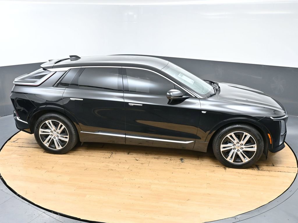 Used 2024 Cadillac Lyriq Tech RWD image 49