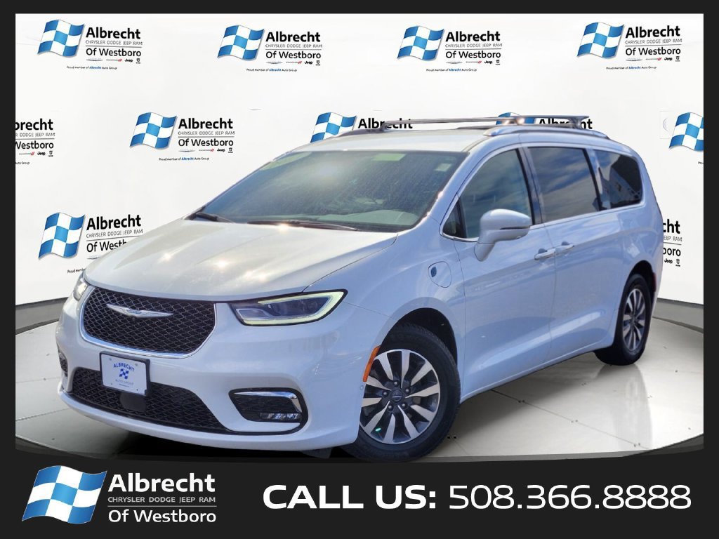 Used 2021 Chrysler Pacifica Touring-L w/ Uconnect Theater Family Group
