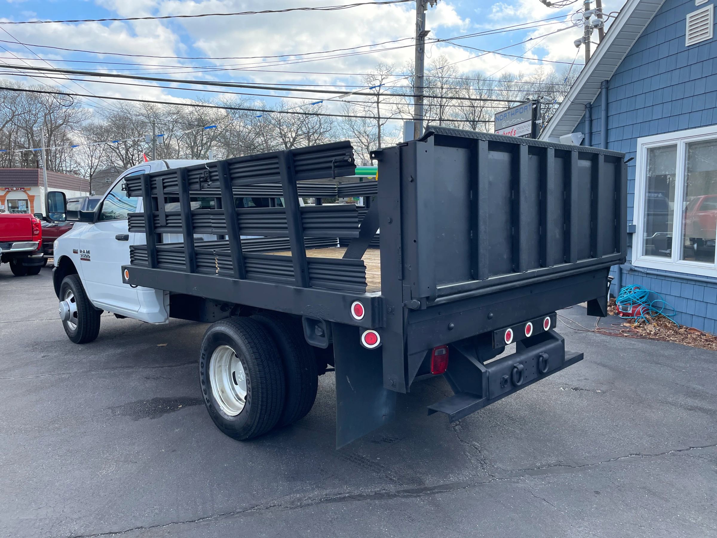 Used 2014 RAM 3500 Tradesman image 4