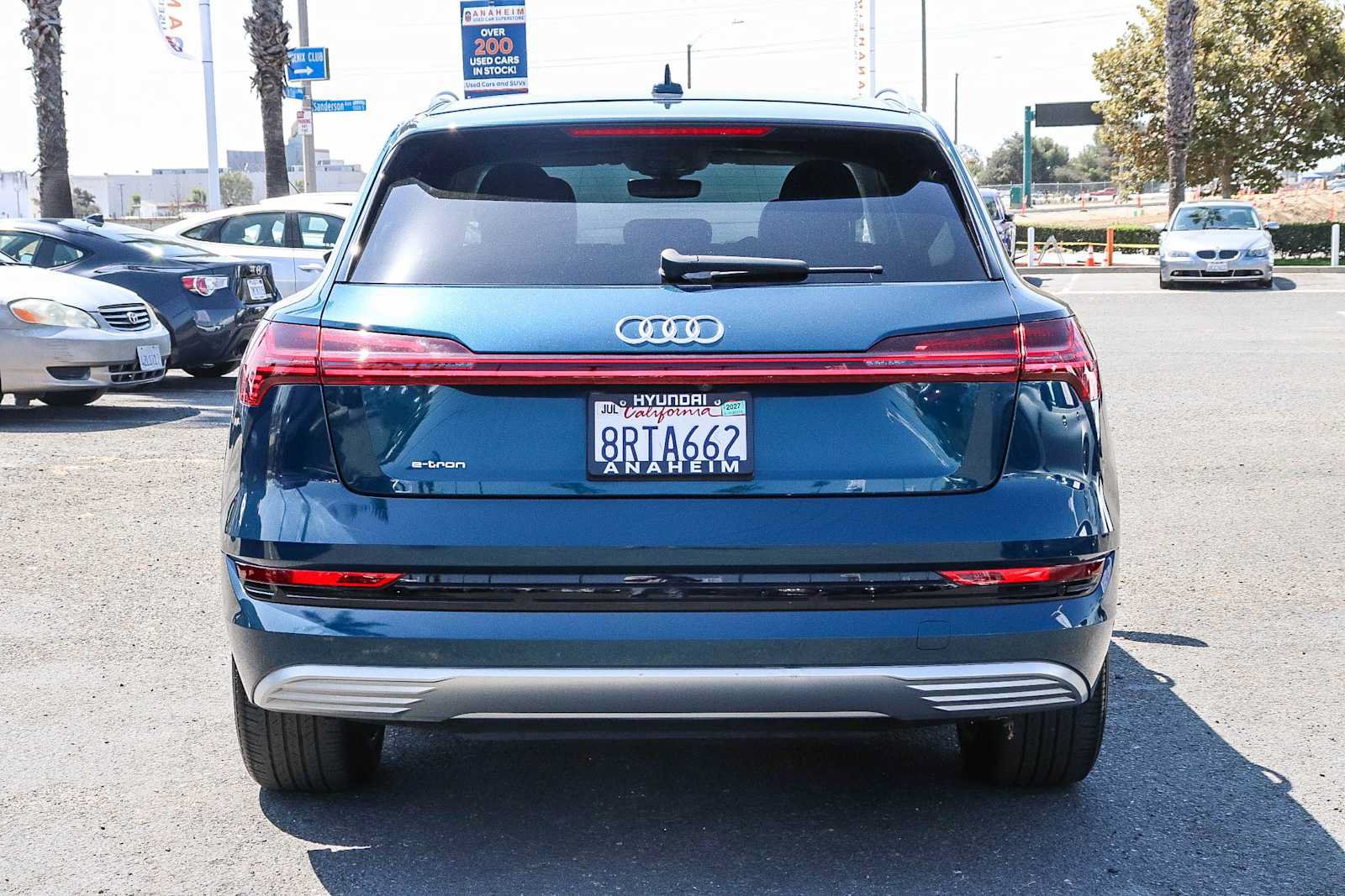 Used 2019 Audi e-tron Prestige w/ Prestige Package AWD/4WD image 8