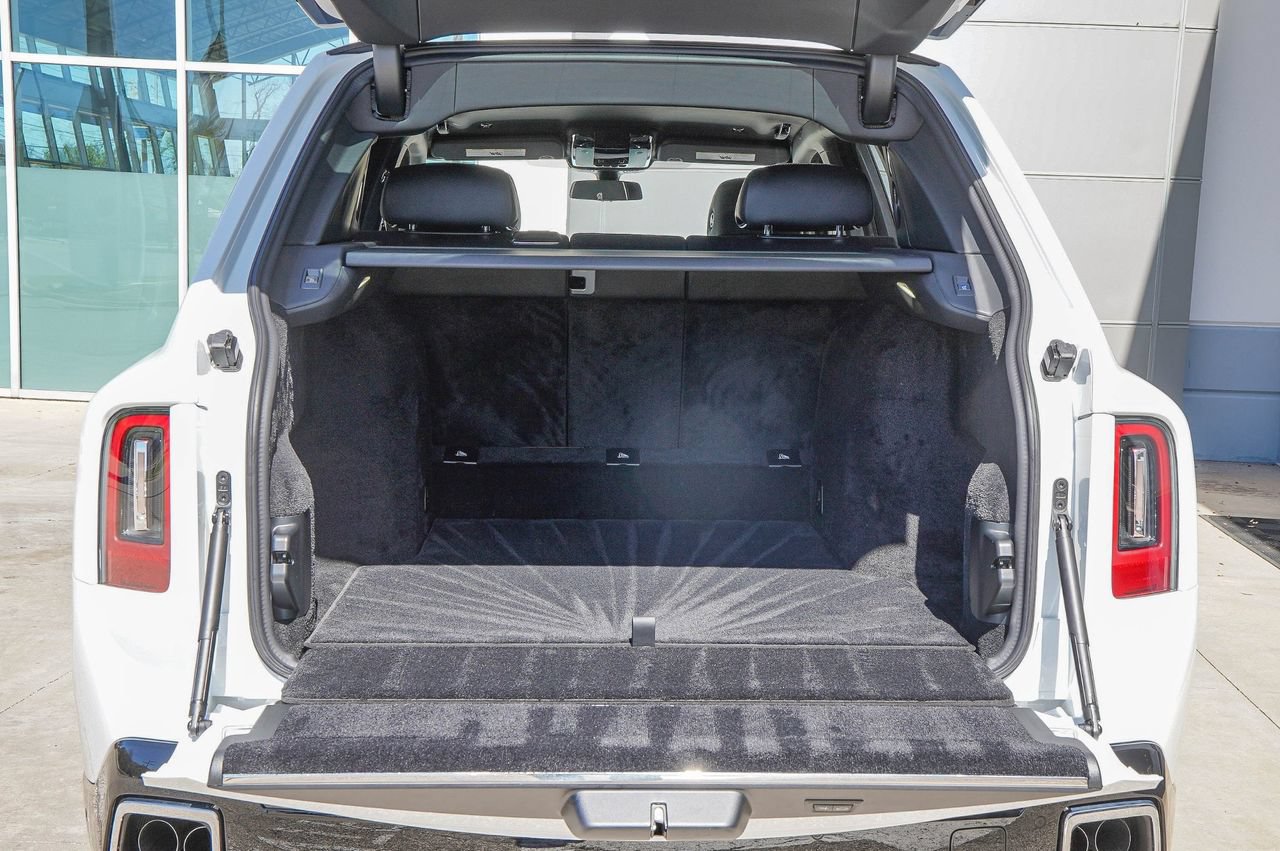 New 2026 Rolls-Royce Cullinan AWD/4WD image 47