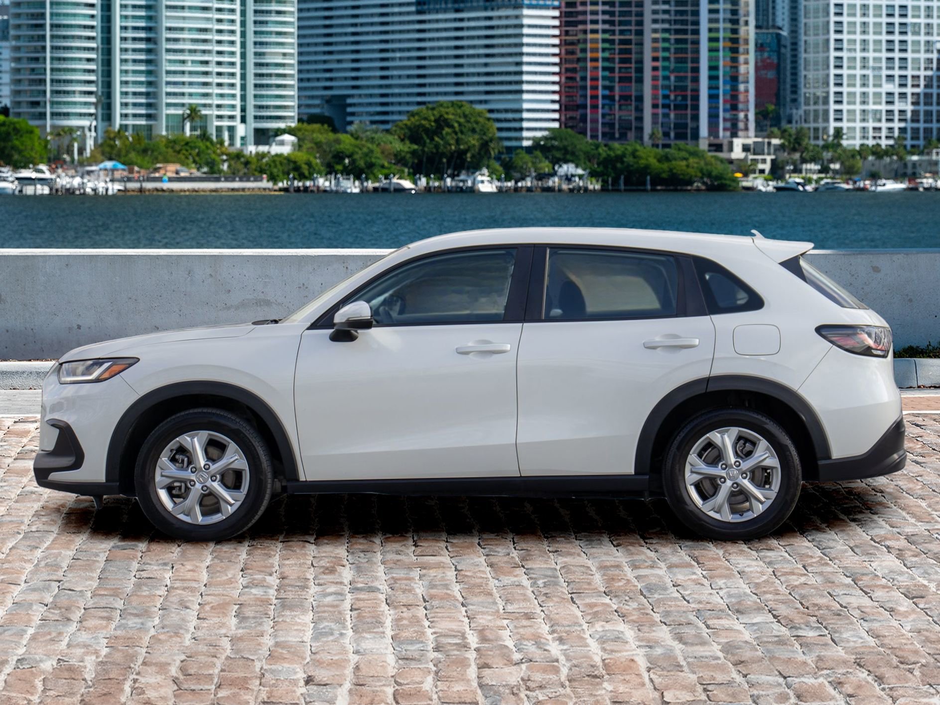 Used 2024 Honda HR-V LX image 14