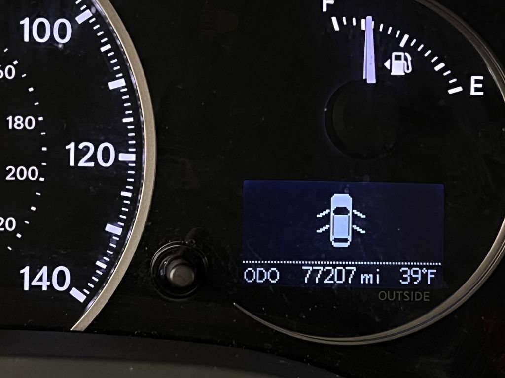 Used 2016 Lexus CT 200h w/ Navigation Package image 16