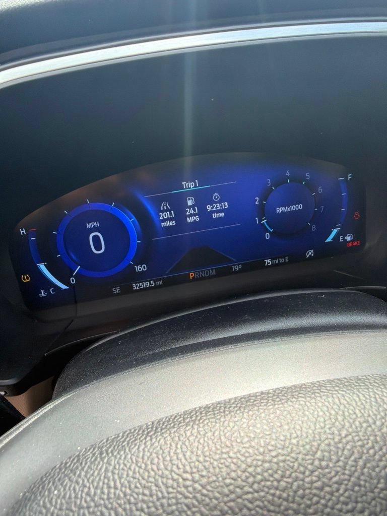 Used 2020 Ford Escape Titanium AWD/4WD image 13
