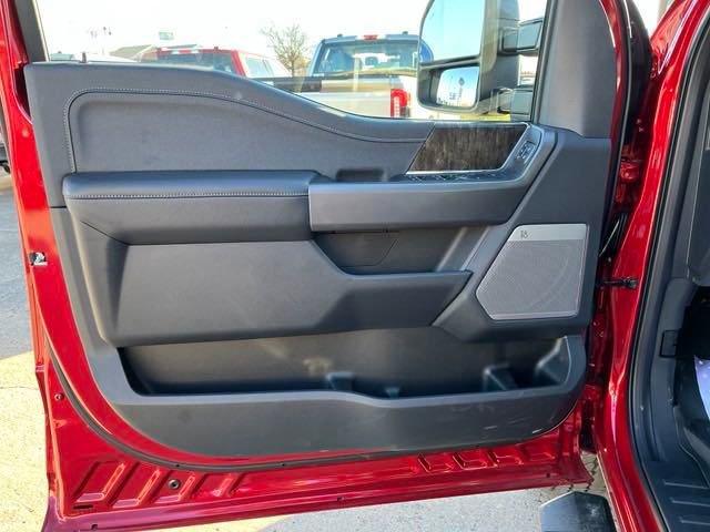 New 2024 Ford F250 Lariat w/ Lariat Ultimate Package image 21
