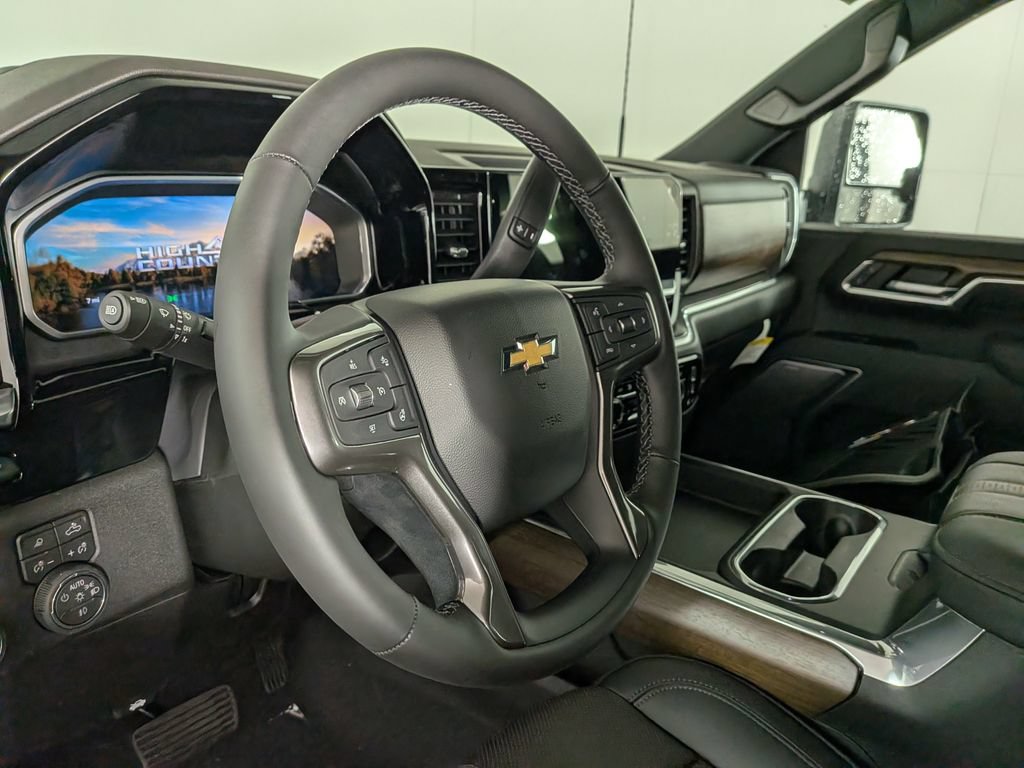 New 2026 Chevrolet Silverado 2500 High Country w/ High Country Premium Package AWD/4WD image 19